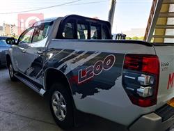 میتسوبیشی L200